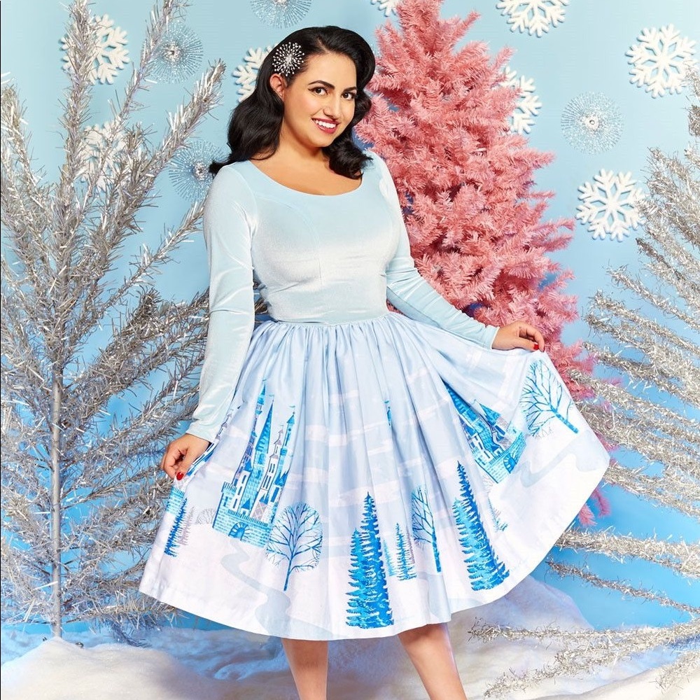 Pinup Couture Genevieve Ice Castle Dress, Snowflake Winter Castle, Disney, NWT